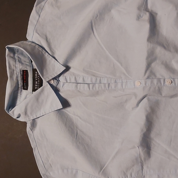 NY&Co button down - Picture 3 of 3